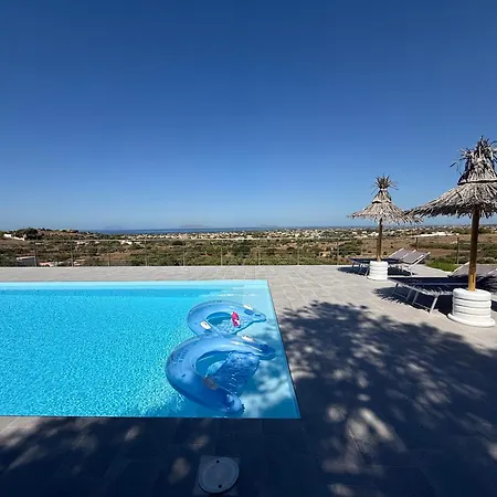 Demira - Chic Panoramic - Private Pool Marsala